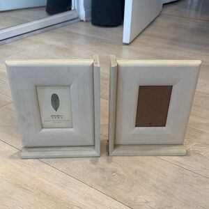Eddie Bauer Home - Photo Frame Book ends